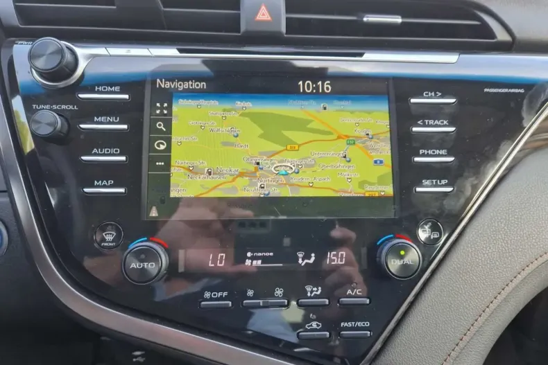 Toyota Camry din 2021 cu 53.562 km - oferta TOY137070 - foto 13