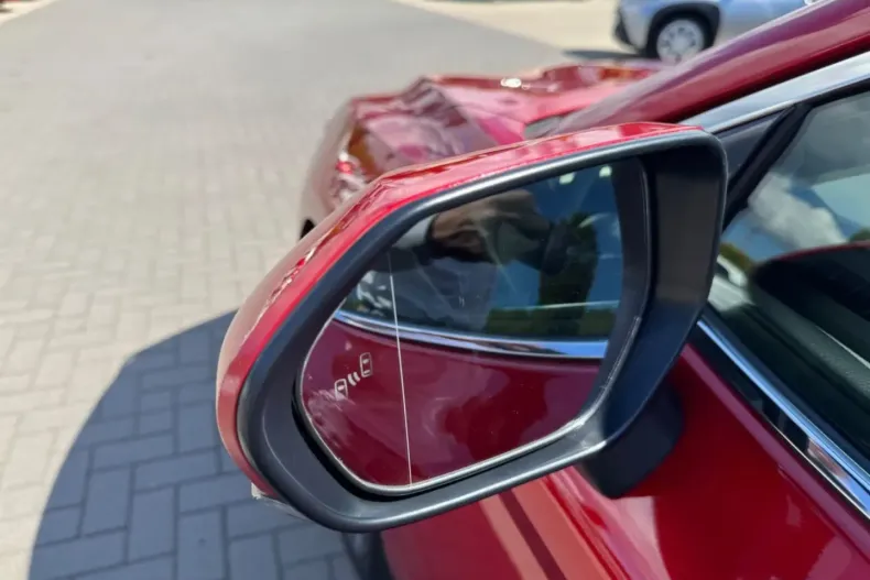 Toyota Camry din 2021 cu 86.695 km - oferta TOY137076 - foto 22