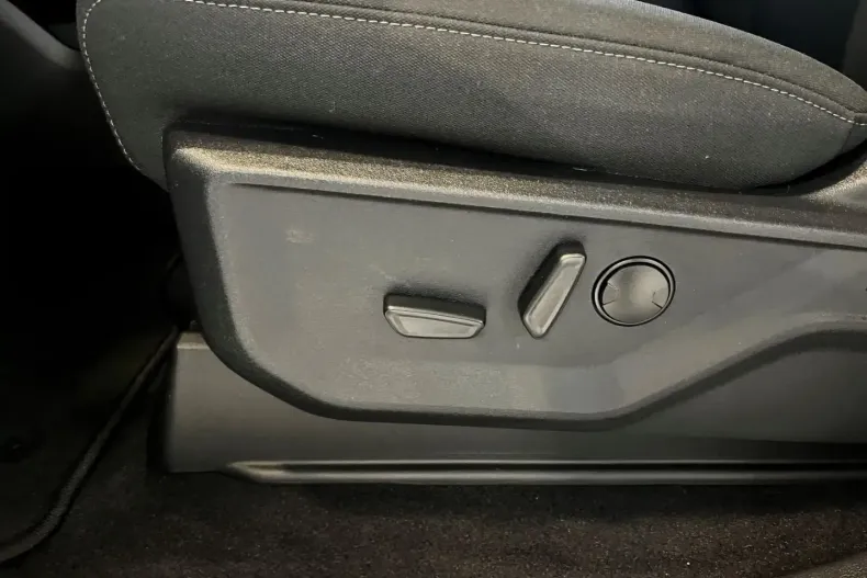 Ford F 150 din 2024 cu 6.500 km - oferta FOR137081 - foto 16