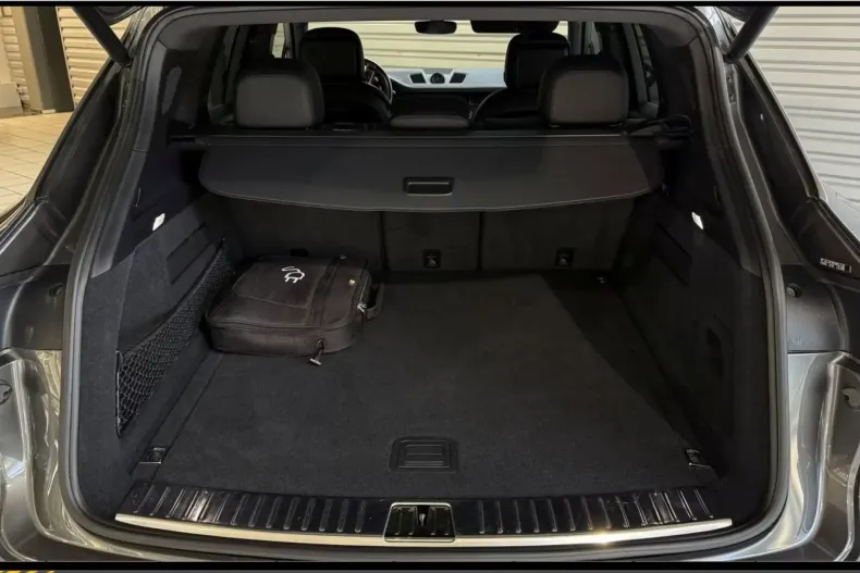 Porsche Cayenne din 2020 cu 48.600 km - oferta POR137085 - foto 4