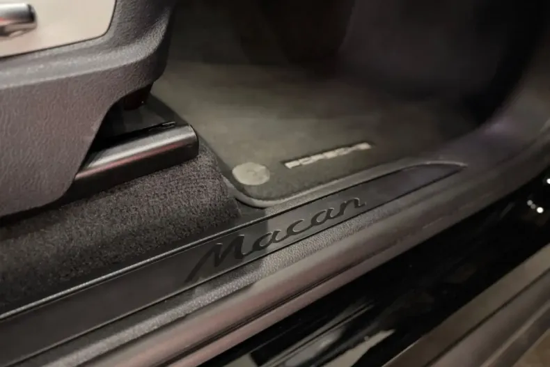 Porsche Macan din 2022 cu 54.000 km - oferta POR137092 - foto 17