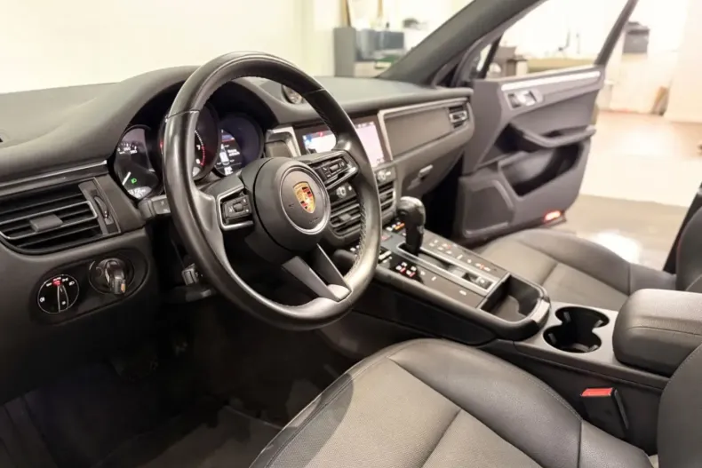Porsche Macan din 2022 cu 54.000 km - oferta POR137092 - foto 25