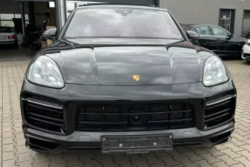 Porsche Cayenne din 2021 - oferta POR137097
