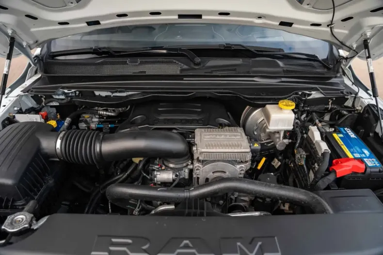 Dodge RAM din 2024 cu 16.666 km - oferta DOD137101 - foto 20