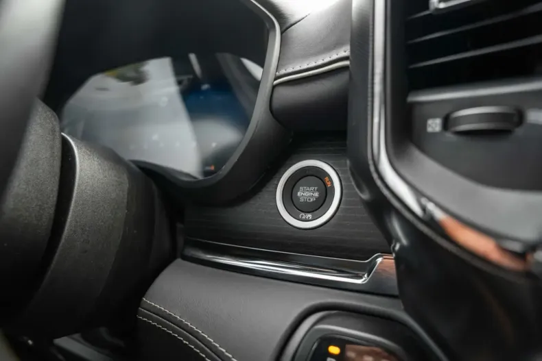 Dodge RAM din 2024 cu 16.666 km - oferta DOD137101 - foto 34