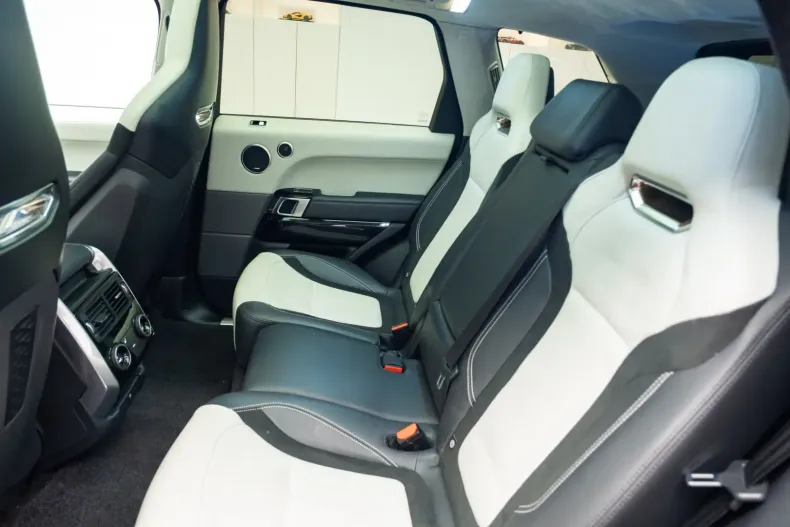 Land Rover Range Rover din 2021 cu 31.807 km - oferta LAN137103 - foto 23