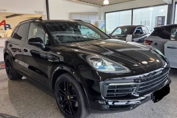 Porsche Cayenne din 2021 - oferta POR137104