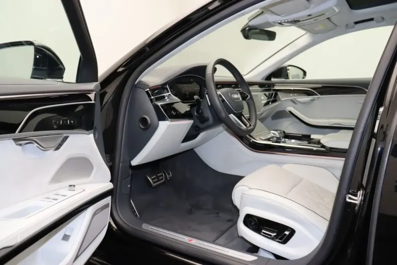 Audi S8 din 2023 cu 79.798 km - oferta AUD137118 - foto 8