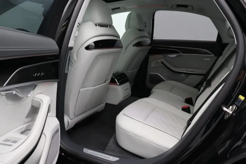 Audi S8 din 2023 cu 79.798 km - oferta AUD137118 - foto 12