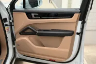 Porsche Cayenne din 2021 cu 94.860 km - oferta POR137119 - foto 20