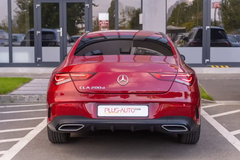 Mercedes-Benz CLA 200 din 2023 cu 22.000 km - oferta MER137124 - foto 9