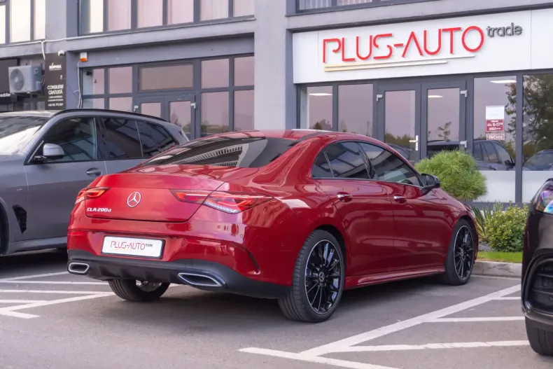 Mercedes-Benz CLA 200 din 2023 cu 22.000 km - oferta MER137124 - foto 10