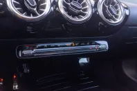 Mercedes-Benz CLA 200 din 2023 cu 22.000 km - oferta MER137124 - foto 27