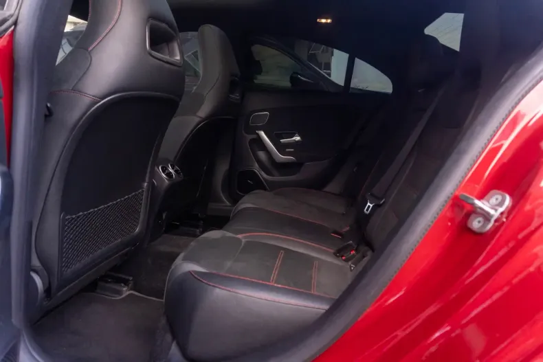 Mercedes-Benz CLA 200 din 2023 cu 22.000 km - oferta MER137124 - foto 35