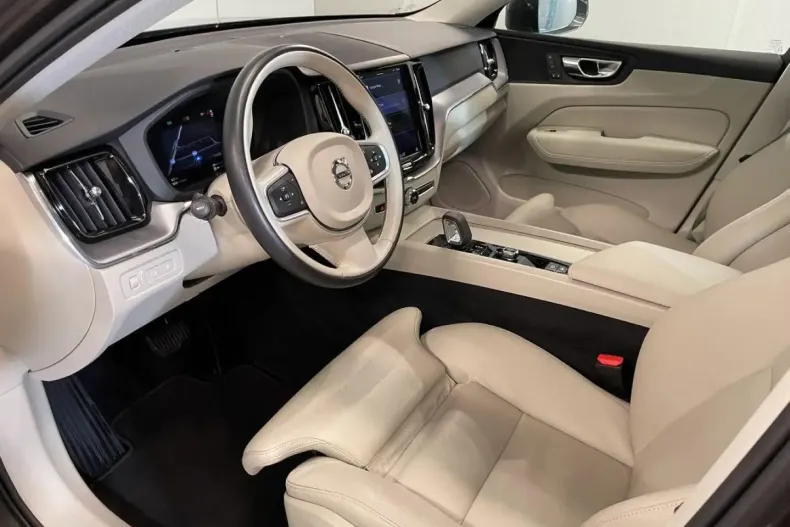 Volvo XC60 din 2021 cu 97.395 km - oferta VOL137127 - foto 5