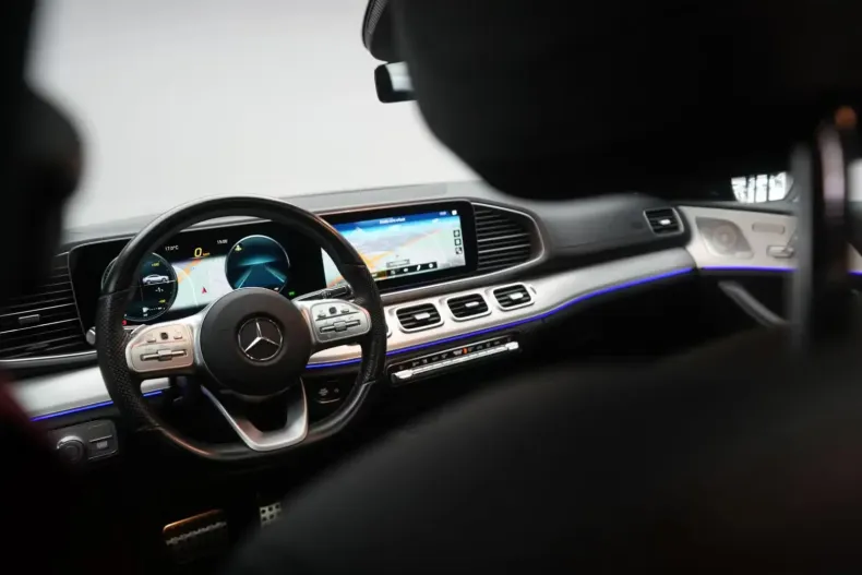 Mercedes-Benz GLE 350 din 2021 cu 61.000 km - oferta MER137159 - foto 6