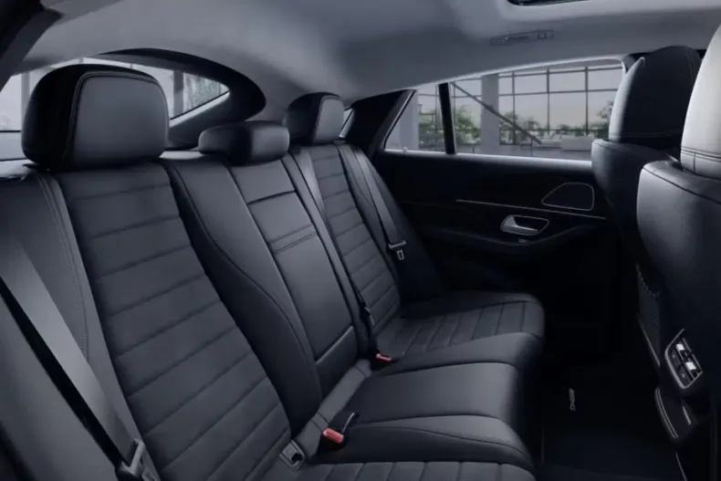 Mercedes-Benz GLE 350 din 2021 cu 24.990 km - oferta MER137163 - foto 5