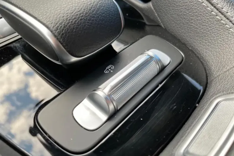 Mercedes-Benz GLE 350 din 2020 cu 67.110 km - oferta MER137173 - foto 7