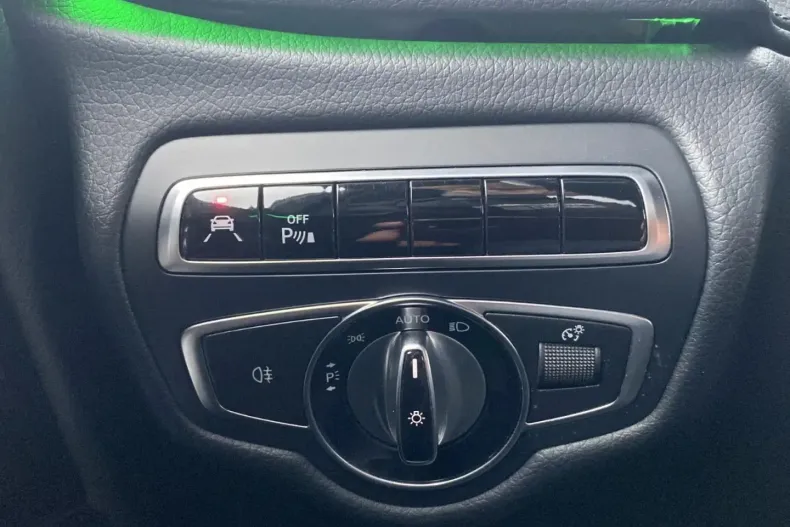 Mercedes-Benz G 350 din 2021 cu 79.996 km - oferta MER137179 - foto 20