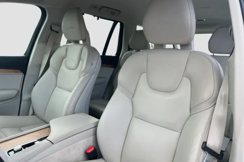 Volvo XC90 din 2020 cu 59.300 km - oferta VOL137182 - foto 13