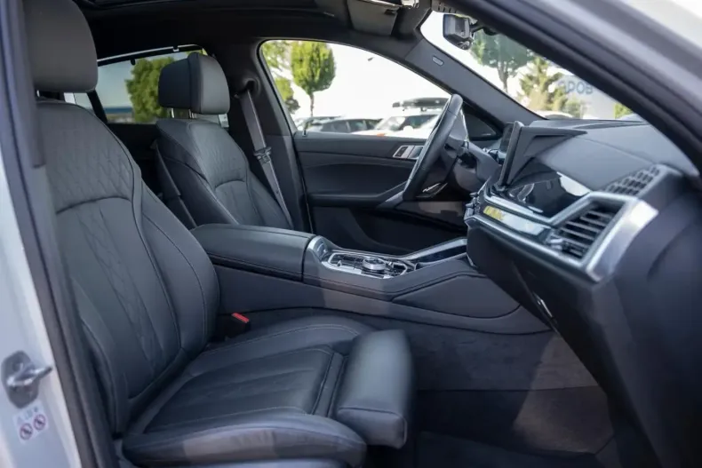 BMW X6 din 2024 cu 6.003 km - oferta BMW137183 - foto 4