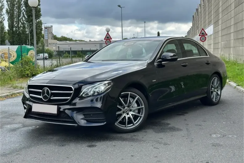 Mercedes-Benz E 220 din 2020 cu 99.000 km - oferta MER137184 - foto 2