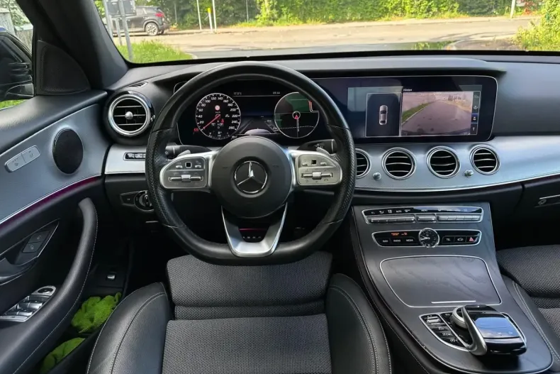 Mercedes-Benz E 220 din 2020 cu 99.000 km - oferta MER137184 - foto 12