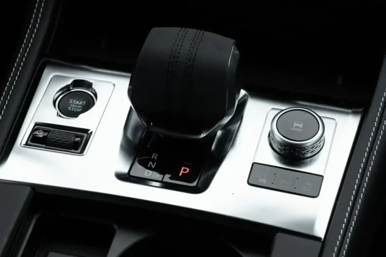 Jaguar F-Pace din 2024 cu 18.601 km - oferta JAG137190 - foto 13