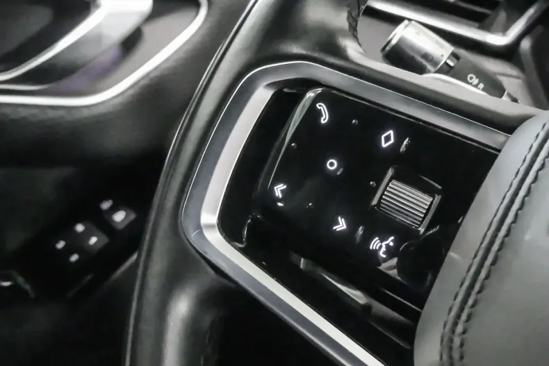 Land Rover Range Rover Velar din 2022 cu 40.733 km - oferta LAN137192 - foto 19