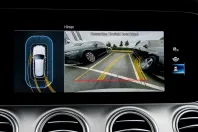 Mercedes-Benz E 220 din 2022 cu 79.664 km - oferta MER137193 - foto 10