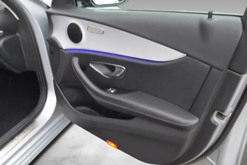 Mercedes-Benz E 220 din 2021 cu 80.000 km - oferta MER137194 - foto 21