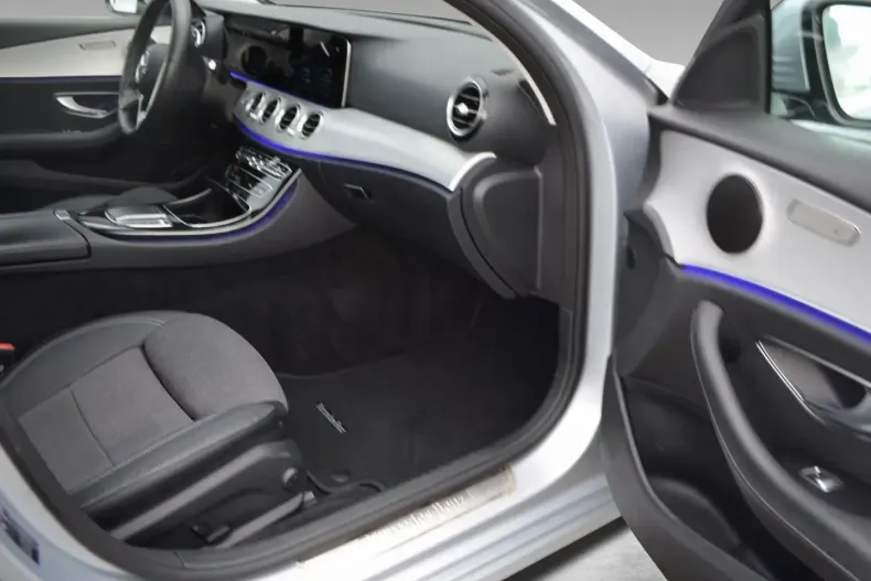 Mercedes-Benz E 220 din 2021 cu 80.000 km - oferta MER137194 - foto 22