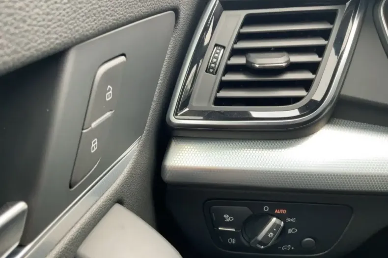 Audi Q5 din 2022 cu 60.943 km - oferta AUD137195 - foto 19