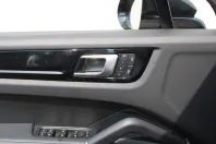 Porsche Cayenne din 2022 cu 67.899 km - oferta POR137200 - foto 11