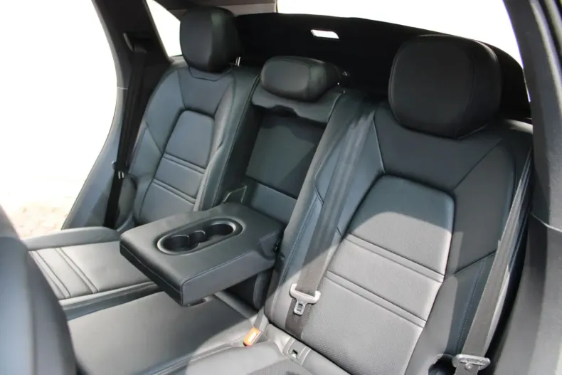 Porsche Cayenne din 2022 cu 67.899 km - oferta POR137200 - foto 13