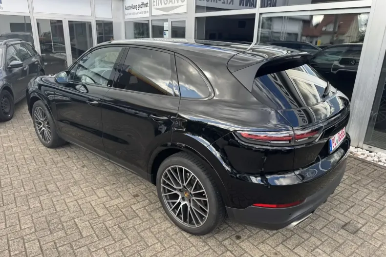 Porsche Cayenne din 2021 cu 92.870 km - oferta POR137201 - foto 3
