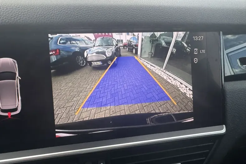 Porsche Cayenne din 2021 cu 92.870 km - oferta POR137201 - foto 9