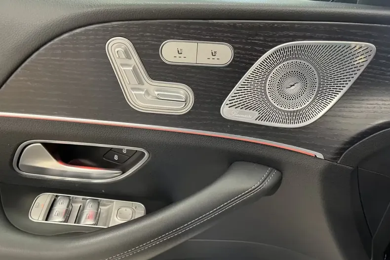 Mercedes-Benz GLE 400 din 2021 cu 59.980 km - oferta MER137205 - foto 11