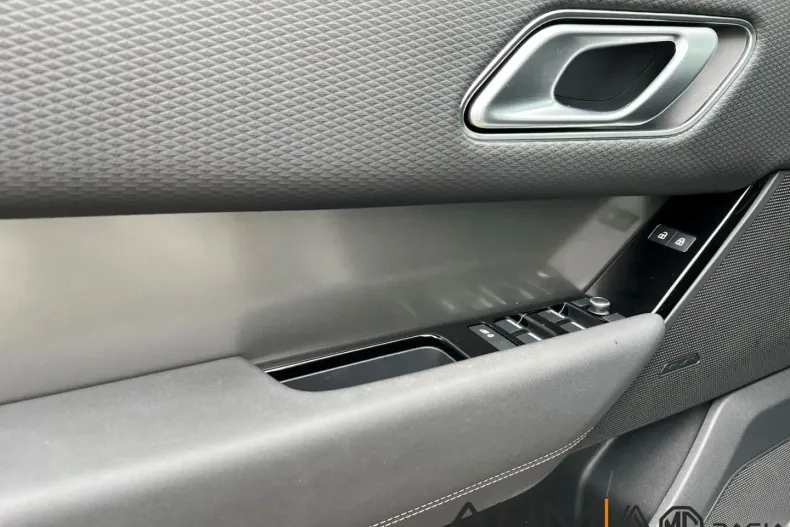 Land Rover Range Rover Velar din 2022 cu 56.450 km - oferta LAN137208 - foto 19