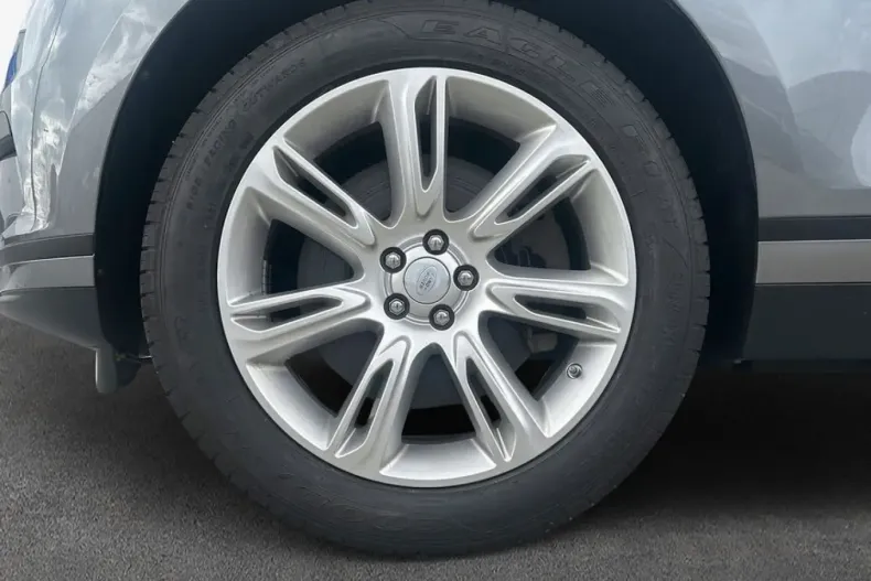 Land Rover Range Rover Velar din 2022 cu 75.800 km - oferta LAN137209 - foto 9