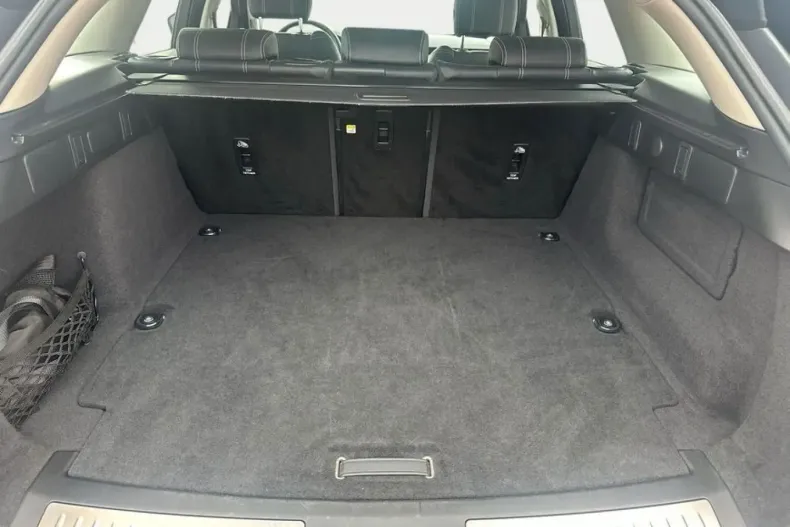 Land Rover Range Rover Velar din 2022 cu 75.800 km - oferta LAN137209 - foto 12