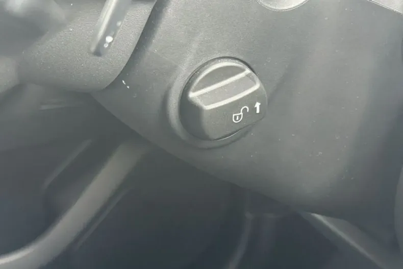 Land Rover Range Rover Velar din 2022 cu 75.800 km - oferta LAN137209 - foto 35