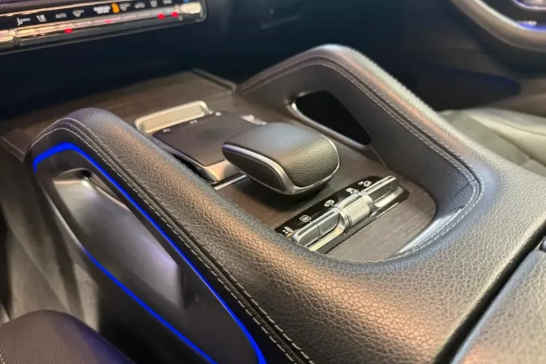 Mercedes-Benz GLE 400 din 2021 cu 99.800 km - oferta MER137217 - foto 5