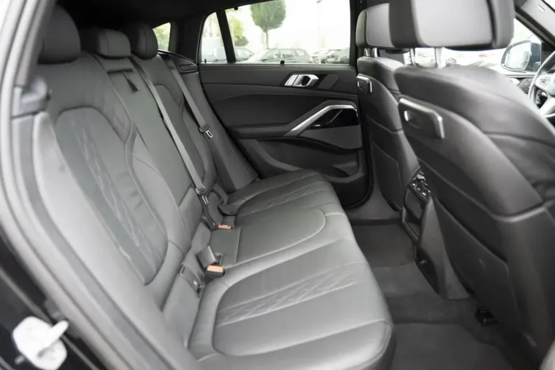 BMW X6 din 2024 cu 5.514 km - oferta BMW137229 - foto 4