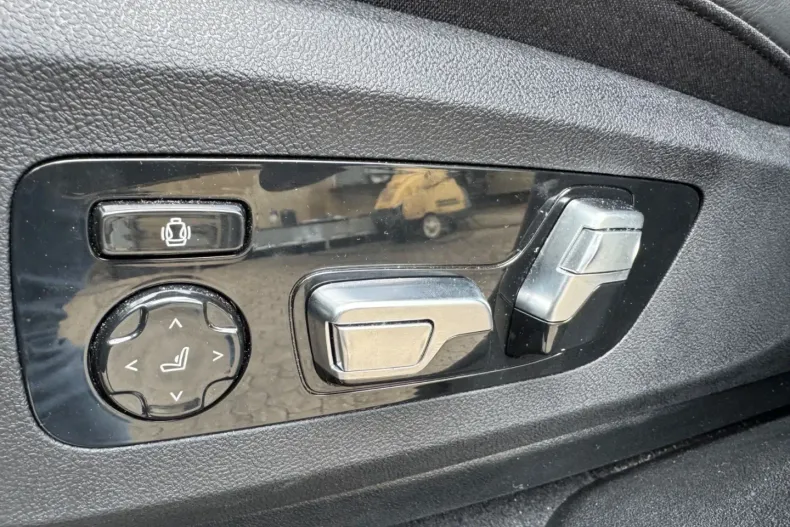 BMW X6 din 2024 cu 29.800 km - oferta BMW137252 - foto 12