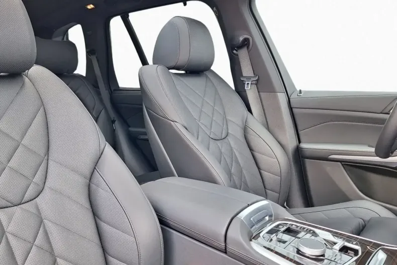 BMW X5 din 2024 cu 15.181 km - oferta BMW137257 - foto 10