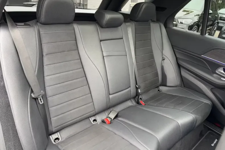 Mercedes-Benz GLE 350 din 2020 cu 97.000 km - oferta MER137272 - foto 11