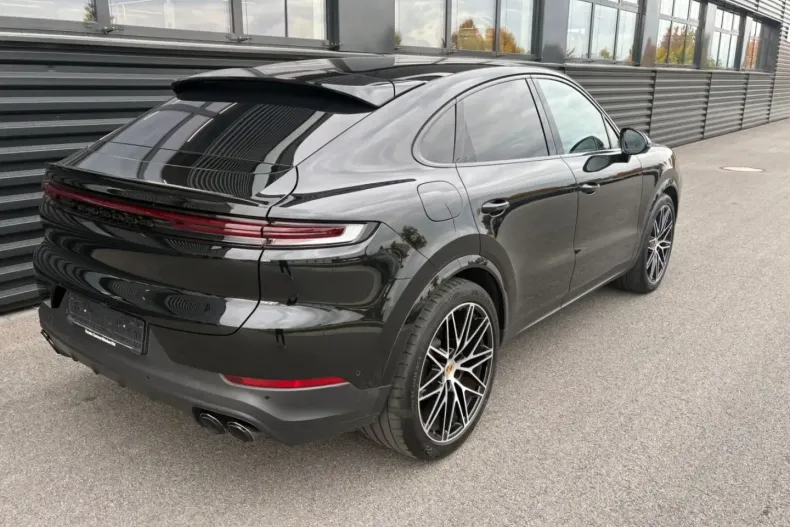 Porsche Cayenne din 2023 cu 31.700 km - oferta POR137345 - foto 6