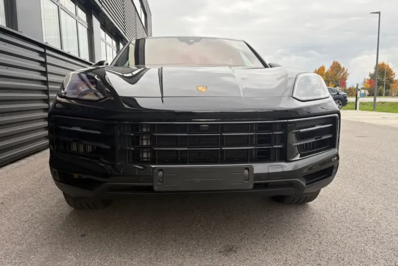 Porsche Cayenne din 2023 cu 31.700 km - oferta POR137345 - foto 11