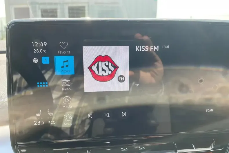 Volkswagen ID.4 din 2023 cu 18.835 km - oferta VOL137347 - foto 17